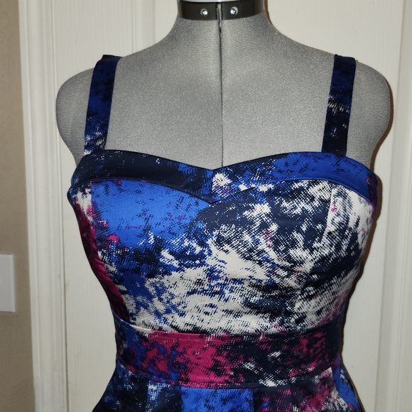 Dynamite midi dress with pockets and bodice sz med - Picture 6 of 15